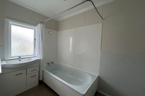 Photo of property in 19 Moeller Street, Taradale, Napier, 4112