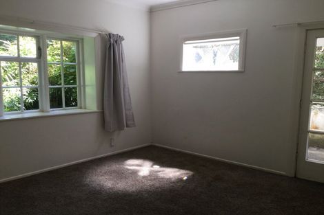 Photo of property in 1 Glasgow Street, Kelburn, Wellington, 6012