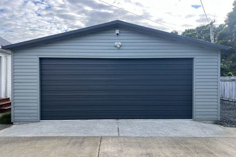 Photo of property in 17 Hunter Street, Taita, Lower Hutt, 5011