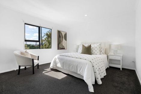 Photo of property in 3/4 Charlenne Close, Ranui, Auckland, 0612