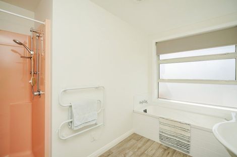 Photo of property in 37 Paremoremo Road, Lucas Heights, Auckland, 0632