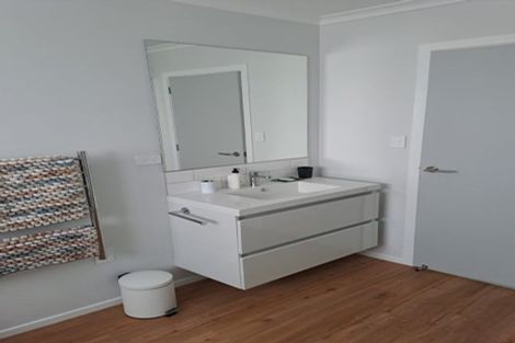 Photo of property in 39 Shoal Beach Road, Aramoana, Omakere, 4271