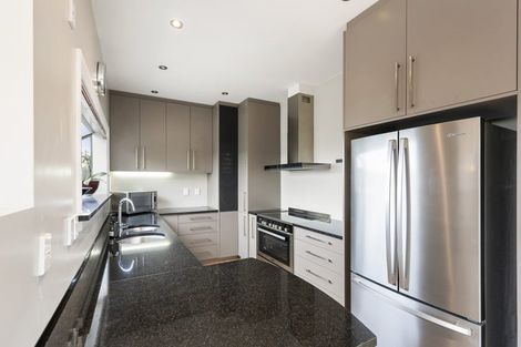 Photo of property in 11 Southern Cross Crescent, Island Bay, Wellington, 6023