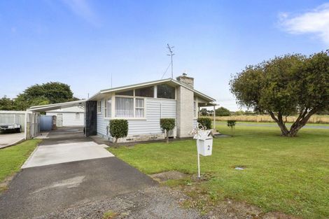 Photo of property in 2 Racecourse Avenue, Marton, 4710