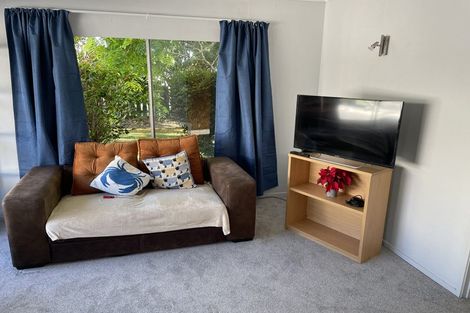 Photo of property in 47 Tirimoana Road, Te Atatu South, Auckland, 0602