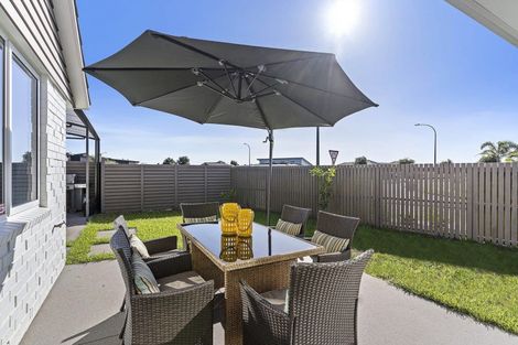 Photo of property in 63 Golden Sands Drive, Papamoa Beach, Papamoa, 3118
