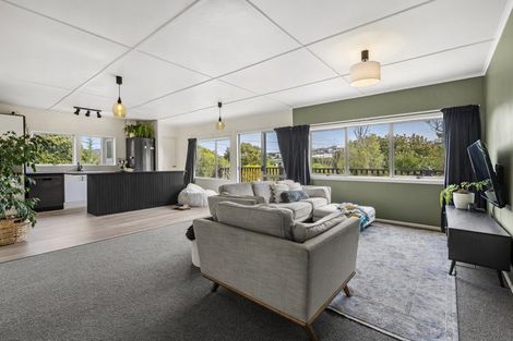 Photo of property in 4 Simon Road, Raglan, 3225