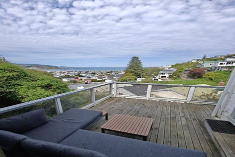 Photo of property in 22 Lerwick Terrace, Melrose, Wellington, 6023