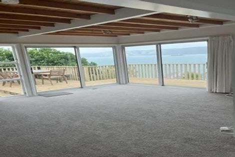 Photo of property in 7 Glenville Road, Karaka Bays, Wellington, 6022