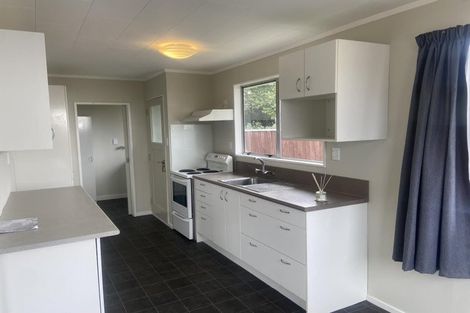 Photo of property in 446f1- Fergusson Drive, Heretaunga, Upper Hutt, 5018
