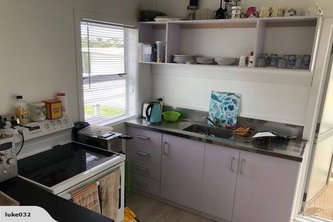Photo of property in 12a Matai Road, Stanmore Bay, Whangaparaoa, 0932