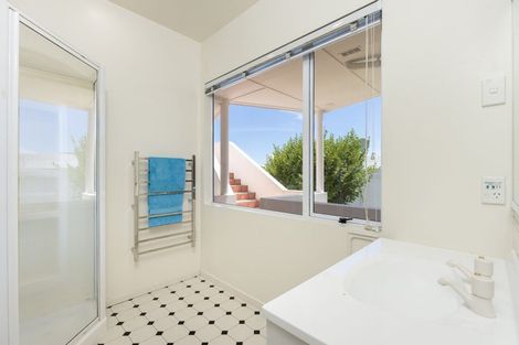 Photo of property in 47 The Cliffs, Britannia Heights, Nelson, 7010