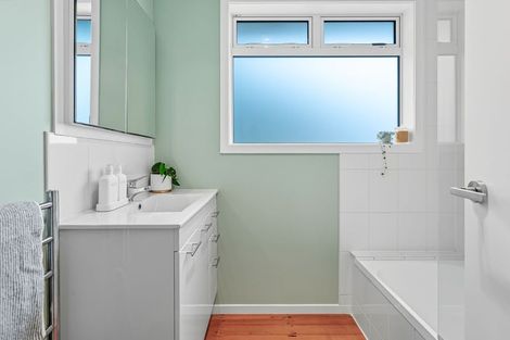 Photo of property in 43 First Avenue, Avenues, Whangarei, 0110