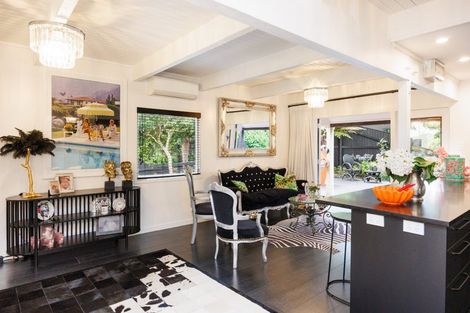 Photo of property in 41 Manuka Street, Hokowhitu, Palmerston North, 4410