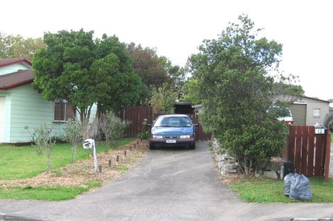 Photo of property in 10 Katrina Place, Massey, Auckland, 0614