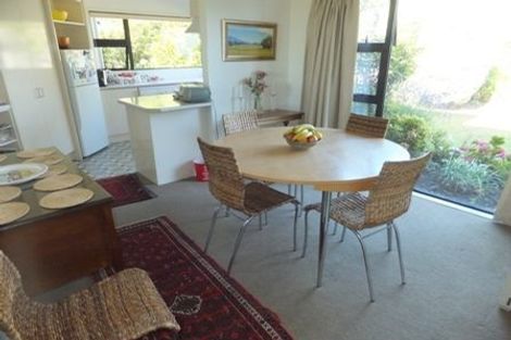 Photo of property in 12 Macmillan Avenue, Cashmere, Christchurch, 8022