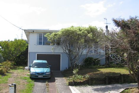 Photo of property in 30 City View Terrace, Birkenhead, Auckland, 0626