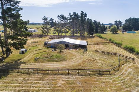 Photo of property in 35 Rangiotu Road, Himatangi, Palmerston North, 4477