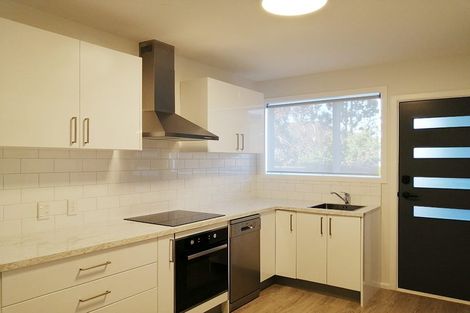 Photo of property in 2/8 Leslie Street, Upper Riccarton, Christchurch, 8041