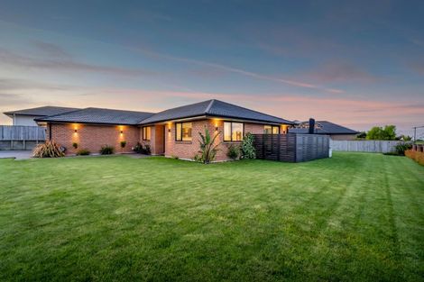 Photo of property in 37 Papawhero Drive, Bell Block, New Plymouth, 4312