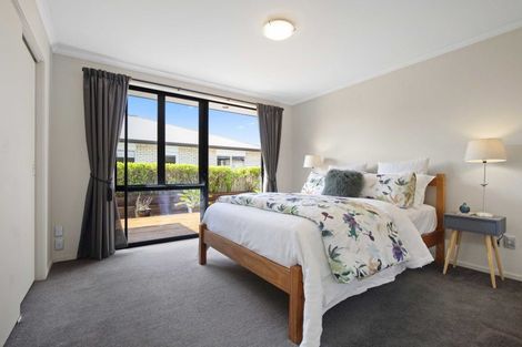 Photo of property in 5 Parsot Place, Pukekohe, 2120