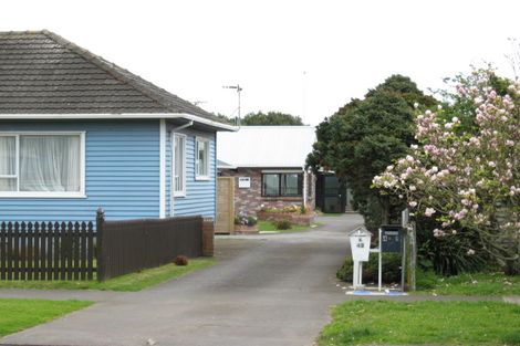 Photo of property in 42 Fitzroy Road, Fitzroy, New Plymouth, 4312