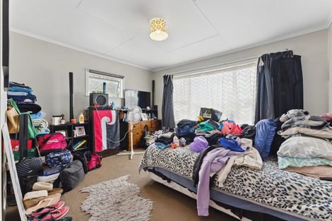 Photo of property in 28 Miro Street, Castlecliff, Whanganui, 4501