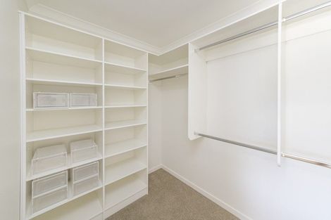 Photo of property in 2 Hydrangea Lane, Milson, Palmerston North, 4414