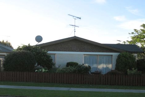 Photo of property in 87b Florence Avenue, Orewa, 0931