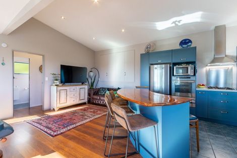 Photo of property in 41a Kotare Street, Waikanae, 5036