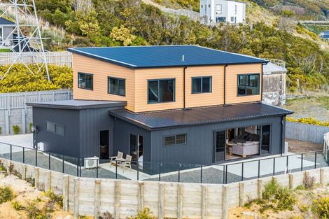 Photo of property in 9 Trysail Place, Whitby, Porirua, 5024