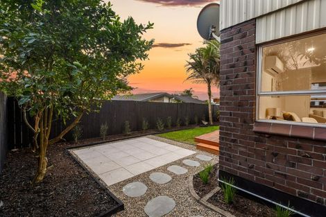 Photo of property in 4/90 Lynwood Road, New Lynn, Auckland, 0600