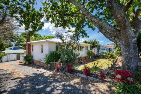 Photo of property in 19a Newington Road, Henderson, Auckland, 0612