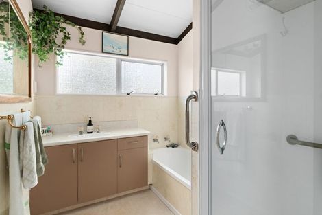 Photo of property in 5 Wallace Way, Havelock North, 4130