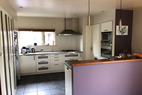 Photo of property in Gull - Unmanned, 1/1 Rangitira Avenue, Takapuna, Auckland, 0622