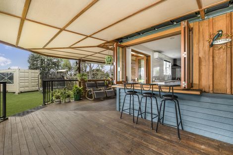 Photo of property in 37 Village Way, Ardmore, Papakura, 2582
