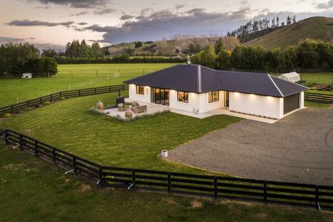 Photo of property in 946d Finnis Road, Pohangina, Ashhurst, 4884