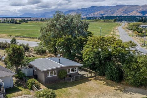 Photo of property in 1 Reid Avenue, Luggate, Cromwell, 9383