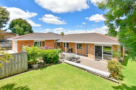 Photo of property in 2 Keywella Drive, Conifer Grove, Takanini, 2112