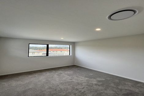 Photo of property in 14a Kinleith Way, Albany, Auckland, 0632