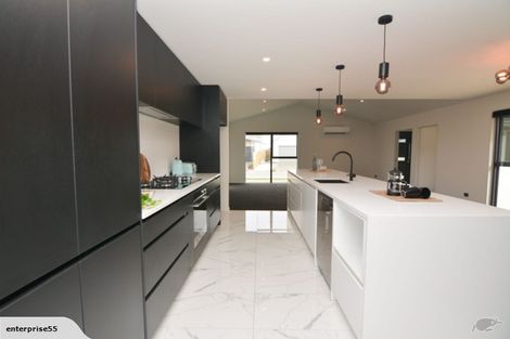 Photo of property in 5 Ciaran Close, Broomfield, Christchurch, 8042