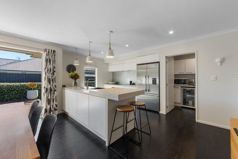 Photo of property in 4 Kawharu Street, Marshland, Christchurch, 8083
