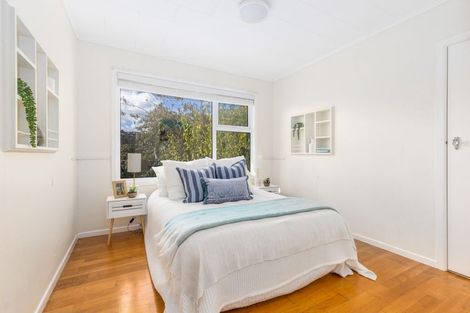 Photo of property in 22 Kaitawa Crescent, Paraparaumu, 5032