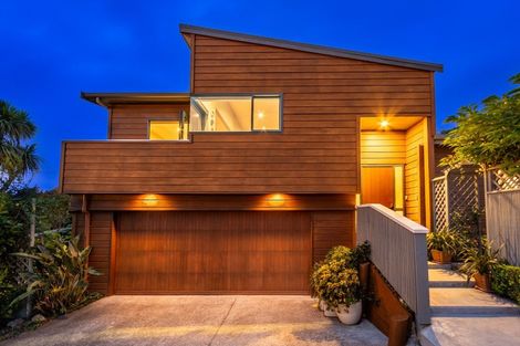 Photo of property in 41a Kotare Street, Waikanae, 5036