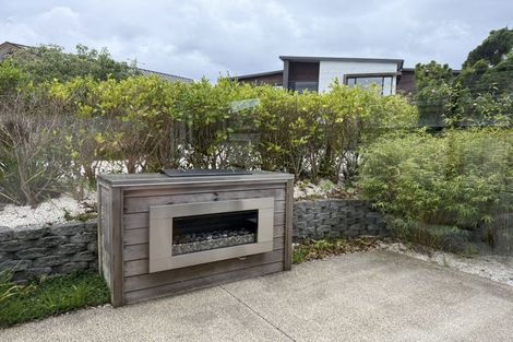 Photo of property in 13 Tuatini Place, Long Bay, Auckland, 0630