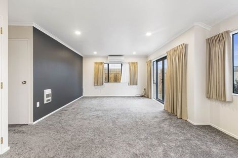 Photo of property in 213a Massey Street, Frankton, Hamilton, 3204