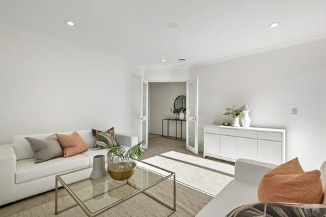 Photo of property in 14 Durbin Court, Greenhithe, Auckland, 0632