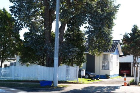 Photo of property in 471 Massey Road, Mangere East, Auckland, 2024