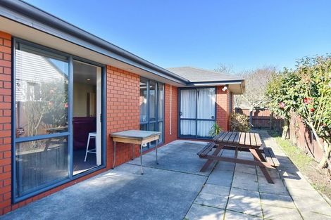 Photo of property in 1 Roche Avenue, Upper Riccarton, Christchurch, 8041