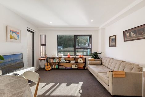 Photo of property in 6 Adams Avenue, Mount Maunganui, 3116
